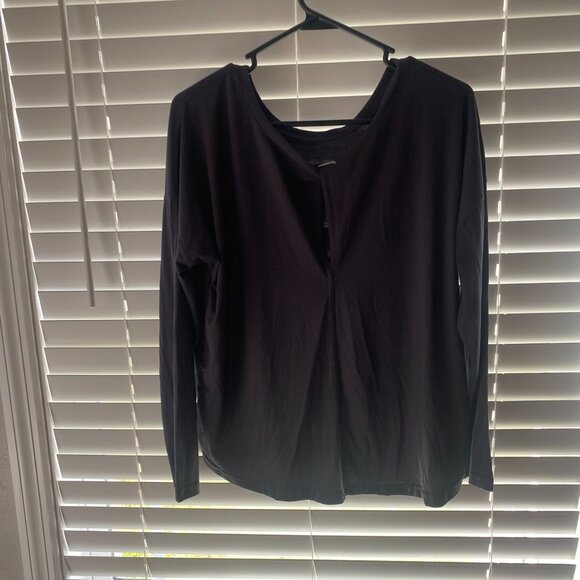 Apana M Athleisure Top - Picture 7 of 12